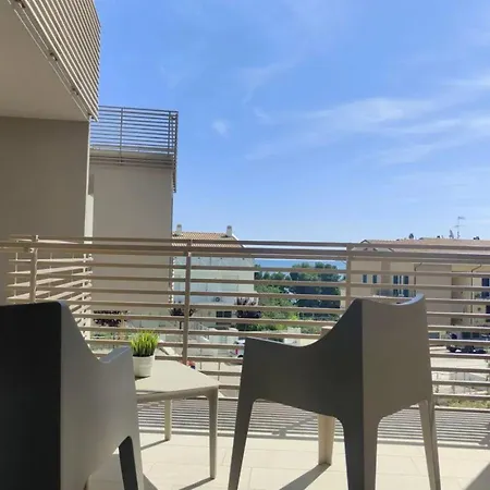 Apartment Homiday - Elea Pineto