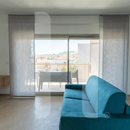 Homiday - Elea Apartamento Pineto