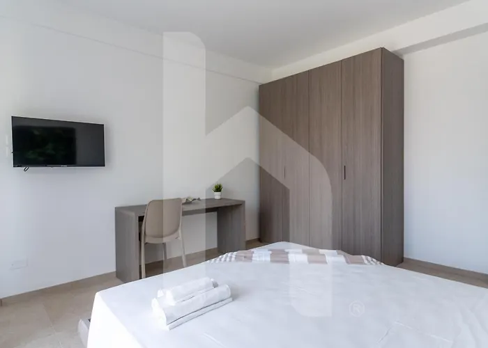 Homiday - Elea Pineto