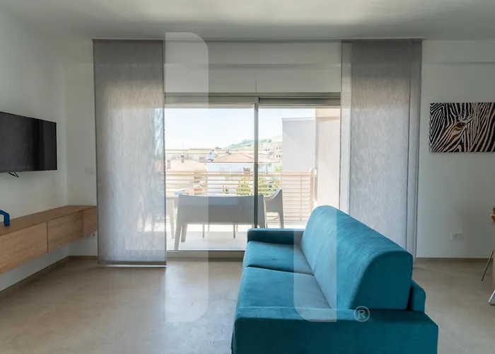 Homiday - Elea Apartamento Pineto