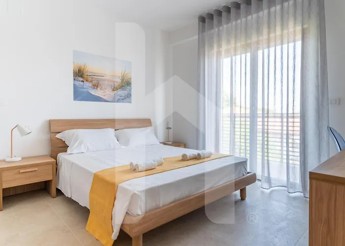 Homiday - Elea Pineto