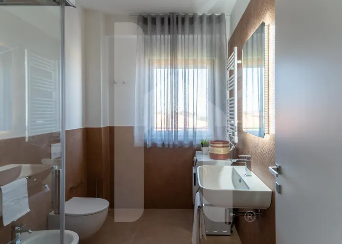 Homiday - Elea Pineto