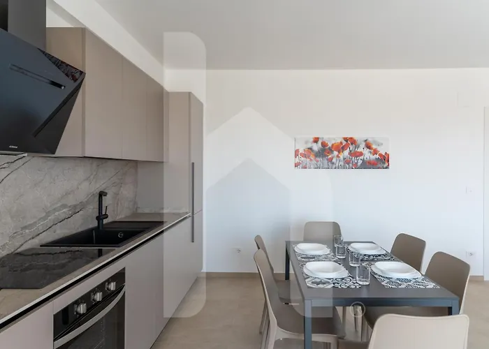 Homiday - Elea Apartamento Pineto