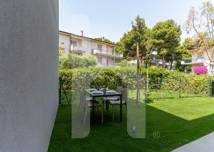 Homiday - Elea Пинето