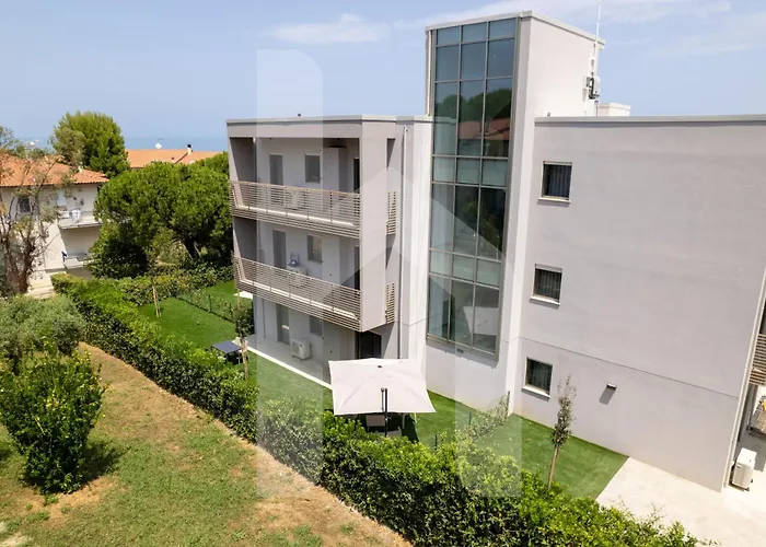 Homiday - Elea Apartamento Pineto