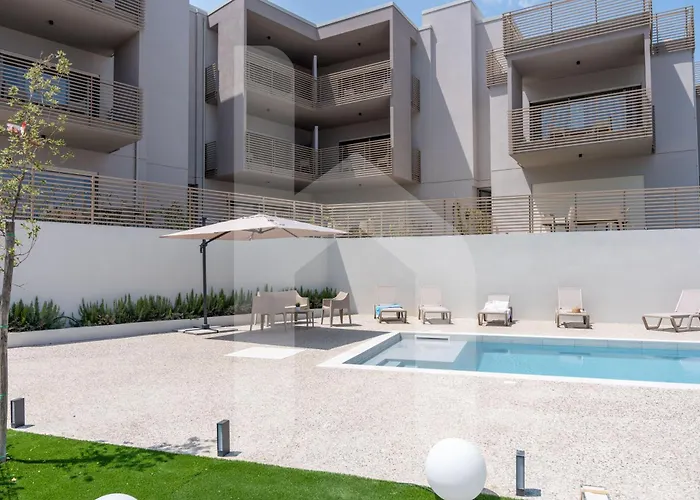 Апартаменты Homiday - Elea Пинето